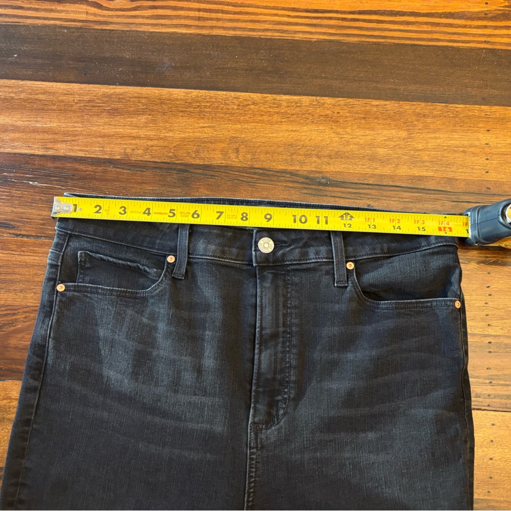 PAIGE Women's Cindy Straight Leg Black Jeans - Picture 7 of 8
